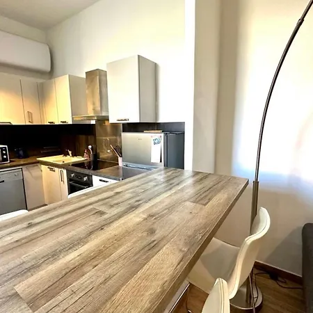 Spacious Cocoon Close To The Ajaccio (Corsica)